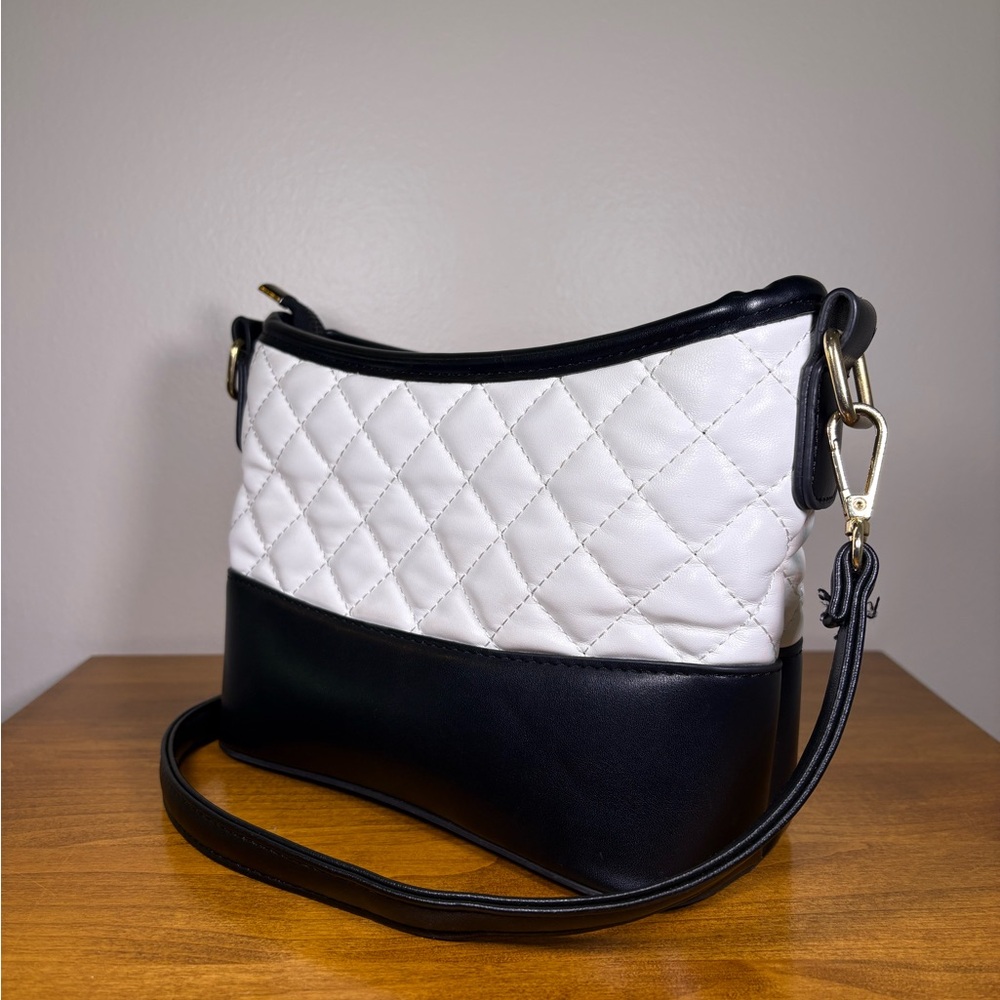 Campbell Quilted Crossbody Bag - White/Black